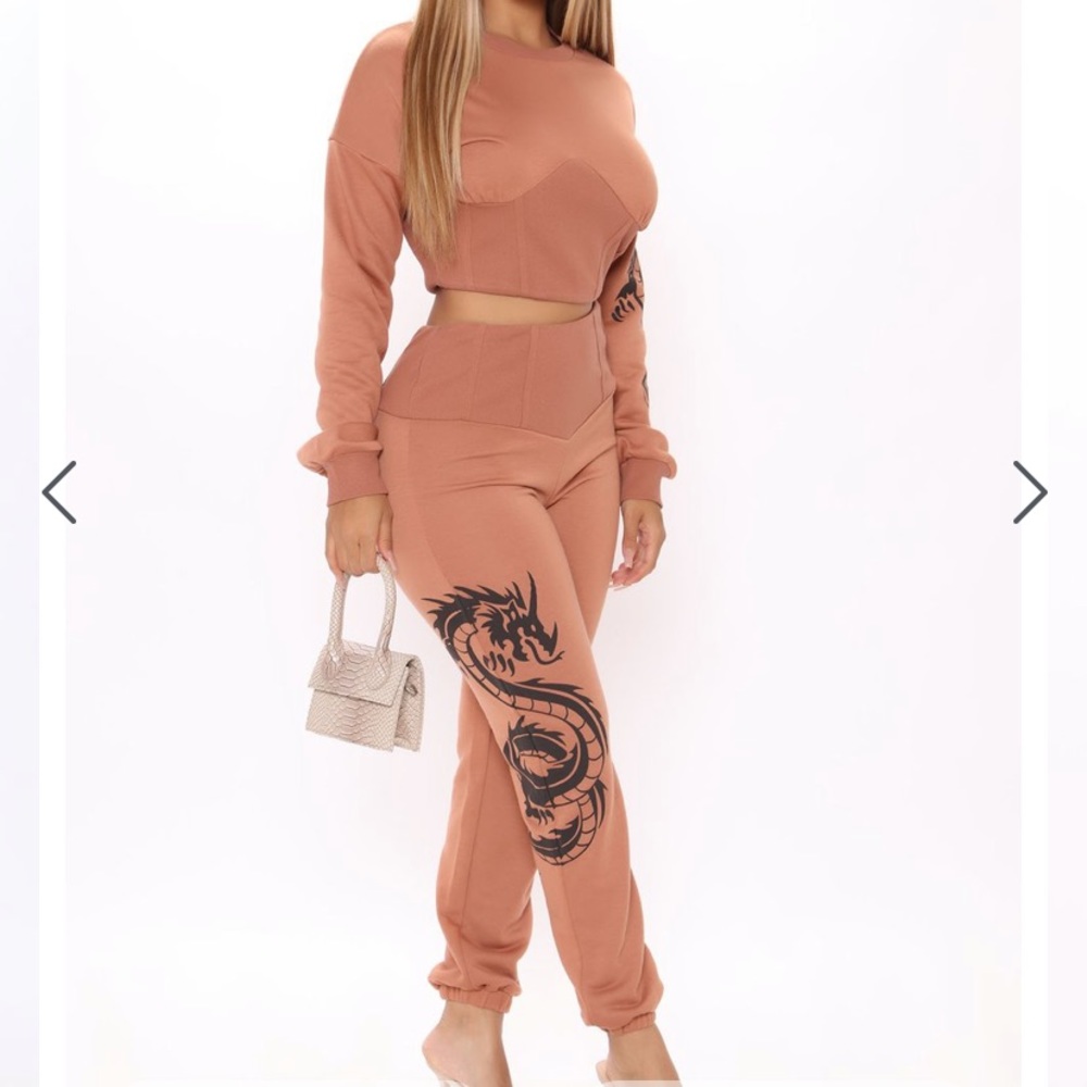 Fashion Nova Dragon Fever Jogger set
